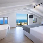 Ilania Luxury Tsoukaládhes