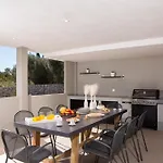 Ilania Luxury Tsoukaládhes