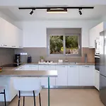 Ilania Luxury Tsoukaládhes