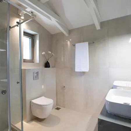 Ilania Luxury Villa