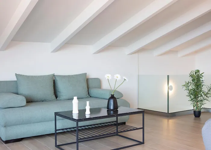 Ilania Luxury Villa Tsoukaládhes