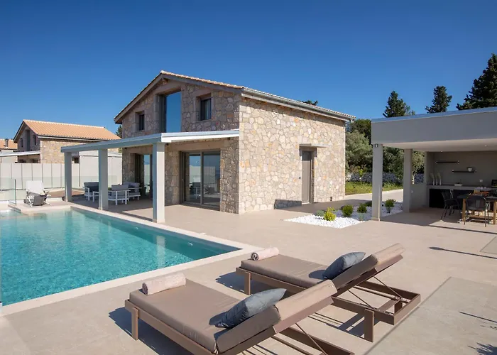 Villa Ilania Luxury Tsoukaládhes