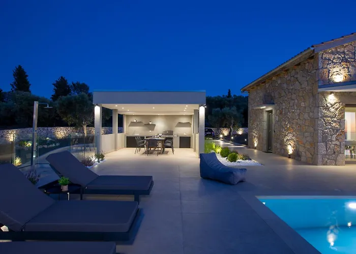 Villa Ilania Luxury Tsoukaládhes