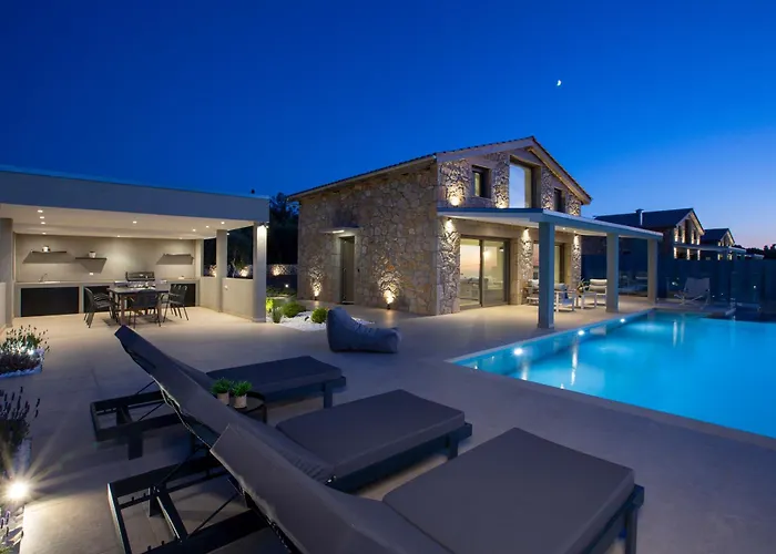Ilania Luxury Villa