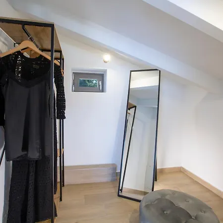 Ilania Luxury Villa Tsoukaladhes