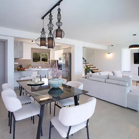 فيلة Ilania Luxury *